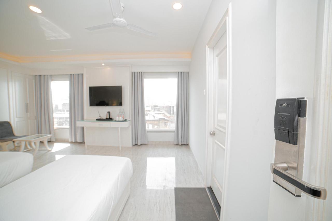 Pearl Courtyard Ξενοδοχείο Βαρανάσι Εξωτερικό φωτογραφία