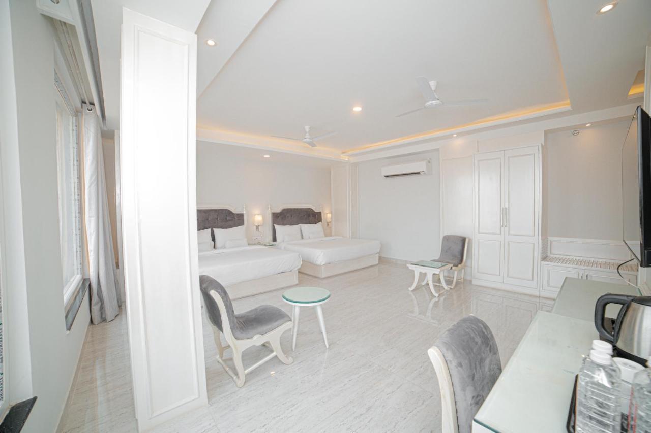 Pearl Courtyard Ξενοδοχείο Βαρανάσι Εξωτερικό φωτογραφία